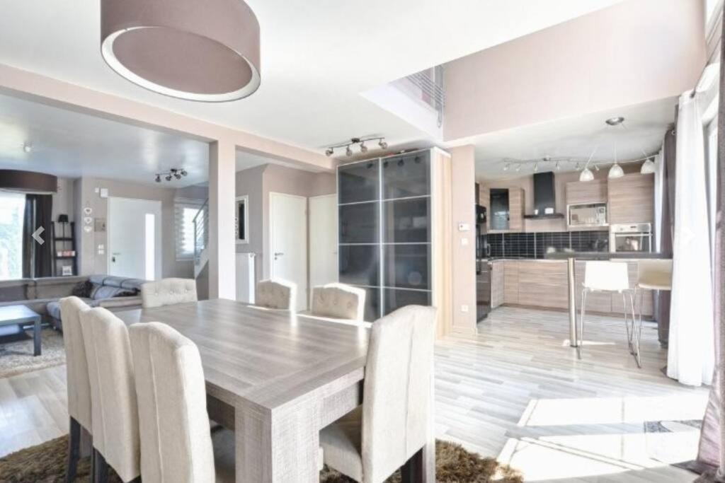 Maison 120 M² A Vigy المظهر الخارجي الصورة